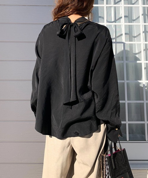 Q(キュー)の「ブライトツイルボウタイブラウス(シャツ/ブラウス・レディース・アイボリー/ブラック・MEDIUM)」の19枚目の写真