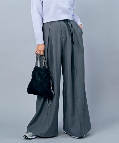 LIENCOEUR（リアンクール）の「ウエストタックルーズワイドパンツ（スラックス・レディース・チャコールグレー/ブラック/ブラウン・SMALL/MEDIUM）」の3枚目の写真