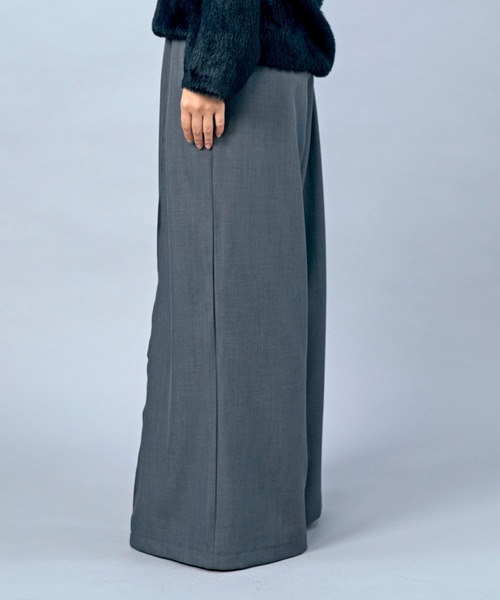 LIENCOEUR（リアンクール）の「ウエストタックルーズワイドパンツ（スラックス・レディース・チャコールグレー/ブラック/ブラウン・SMALL/MEDIUM）」の10枚目の写真