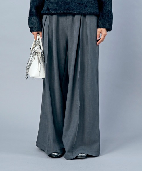 LIENCOEUR（リアンクール）の「ウエストタックルーズワイドパンツ（スラックス・レディース・チャコールグレー/ブラック/ブラウン・SMALL/MEDIUM）」の9枚目の写真