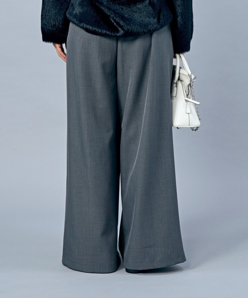 LIENCOEUR（リアンクール）の「ウエストタックルーズワイドパンツ（スラックス・レディース・チャコールグレー/ブラック/ブラウン・SMALL/MEDIUM）」の11枚目の写真