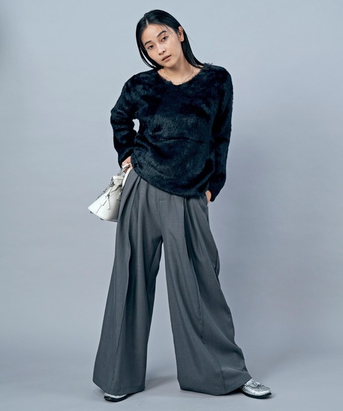 LIENCOEUR（リアンクール）の「ウエストタックルーズワイドパンツ（スラックス・レディース・チャコールグレー/ブラック/ブラウン・SMALL/MEDIUM）」の5枚目の写真