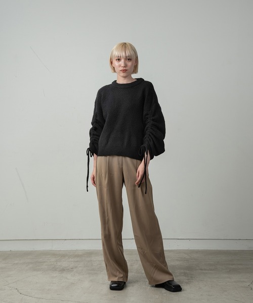 Amiur(エミレ)の「seed stitch ribbon knit / シードステッチリボンニット(ニット/セーター・レディース・ブラック/アイボリー/ベージュ・FREE)」の4枚目の写真