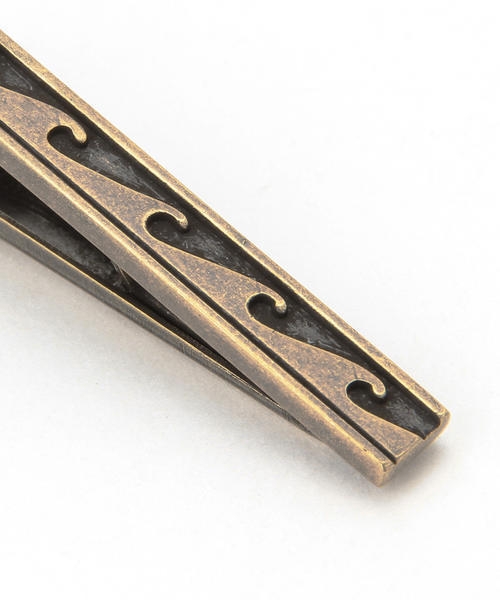 BRILLA per il gusto（ブリッラペルイルグースト）の「Brilla per il gusto / “波NAMI” タイバー マット（ネクタイピン・メンズ・シルバー/ゴールド・ONE SIZE）」の8枚目の写真