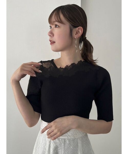 dazzlin（ダズリン）の「アシメエンブロイダリーニットトップス（ニット/セーター・レディース・ピンク/ブラック/オフホワイト/グレー・FREE）」の13枚目の写真