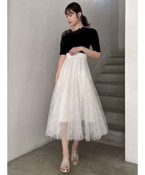 dazzlin（ダズリン）の「アシメエンブロイダリーニットトップス（ニット/セーター・レディース・ピンク/ブラック/オフホワイト/グレー・FREE）」の16枚目の写真