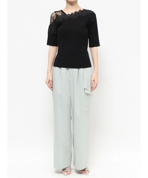 dazzlin（ダズリン）の「アシメエンブロイダリーニットトップス（ニット/セーター・レディース・ピンク/ブラック/オフホワイト/グレー・FREE）」の10枚目の写真