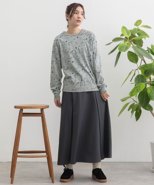 POU DOU DOU(プードゥドゥ)の「ボタニカル線画プリントロンTee(Tシャツ/カットソー・レディース・ブルー/ベージュ・3)」の12枚目の写真