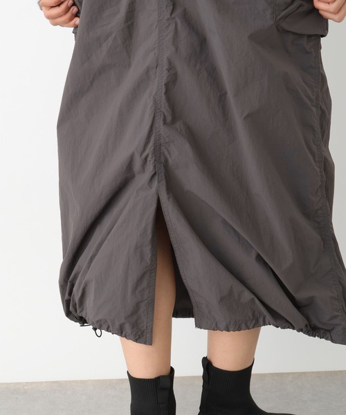 LEPSIM(レプシィム)の「ミリタリードロストジャンスカ 994235(ジャンパースカート・レディース・カモフラージュ/ライトカーキ/チャコールグレー・FREE)」の7枚目の写真