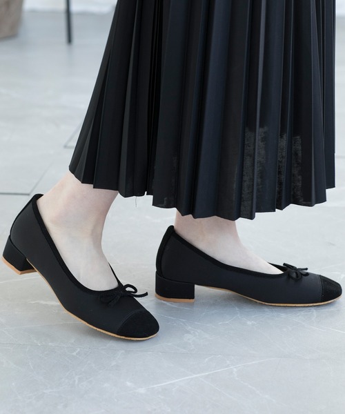 shoes365(シューズスリーシックスファイヴ)の「【shoes365】ローヒール 浅口 シルクバレエシューズ(バレエシューズ・レディース・ピンク/シルバー/ブラック・23.0cm/23.5cm/24.0cm/24.5cm/25.0cm/22.5cm)」の17枚目の写真