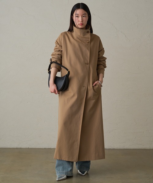 LOUNGEDRESS（ラウンジドレス）の「スタンドトレンチコート（トレンチコート・レディース・ブラック/ベージュ・FREE）」の7枚目の写真
