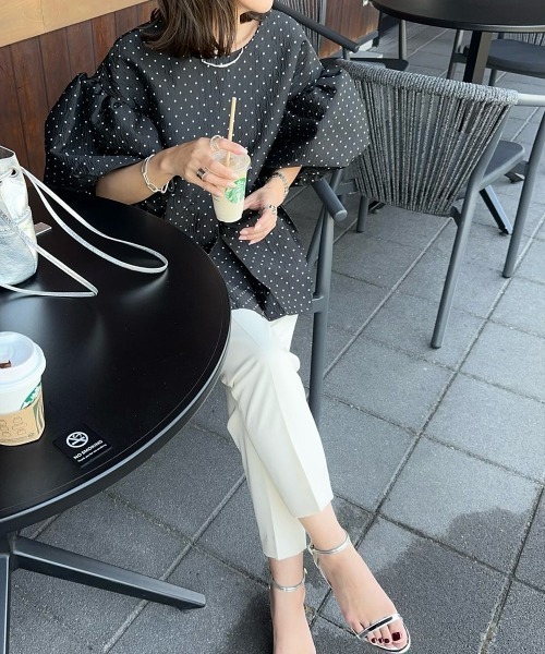 Lajour（ラジュール）の「日本製ブローチ付きプルオーバー（Tシャツ/カットソー・レディース・ネイビー/ブラック・フリー）」の3枚目の写真