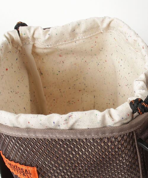 UNIVERSAL OVERALL（ユニバーサルオーバーオール）の「UNIVERSAL OVERALL / UO ポーチインメッシュショルダーS / UVO-184（ショルダーバッグ・レディース・ライトブルー/ブラック/グレー/モカ・ONESIZE）」の10枚目の写真