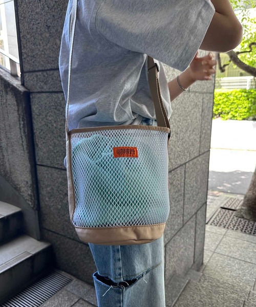 UNIVERSAL OVERALL（ユニバーサルオーバーオール）の「UNIVERSAL OVERALL / UO ポーチインメッシュショルダーS / UVO-184（ショルダーバッグ・レディース・ライトブルー/ブラック/グレー/モカ・ONESIZE）」の18枚目の写真