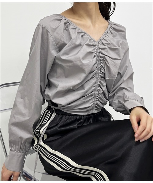 ANAP(アナップ)の「シャーリングブラウス(シャツ/ブラウス・レディース・ホワイト/グレー・FREE)」の8枚目の写真