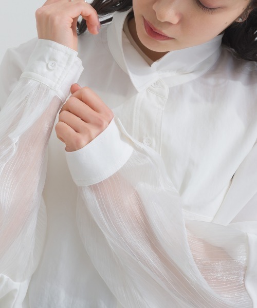 terrace(テラス)の「シルキージョーゼット シアーシャイニーヘムSH(シャツ/ブラウス・レディース・オフホワイト/ベージュ/ブラック・MEDIUM)」の18枚目の写真