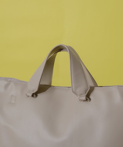 Kastane(カスタネ)の「【Kolors like you/A4サイズ】2way handbag(ハンドバッグ・レディース・アイボリー/ブラック・FREE)」の10枚目の写真