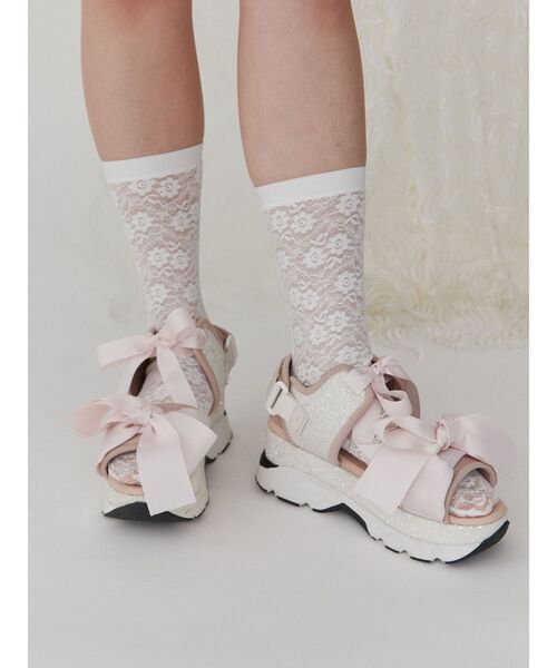 merry jenny（メリージェニー）の「glitterリボンスニーカーサンダル（サンダル・レディース・アイボリー/ブラック/ピンク・SMALL/MEDIUM/LARGE）」の17枚目の写真