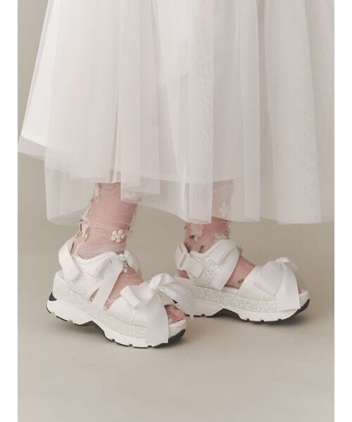 merry jenny（メリージェニー）の「glitterリボンスニーカーサンダル（サンダル・レディース・アイボリー/ブラック/ピンク・SMALL/MEDIUM/LARGE）」の12枚目の写真