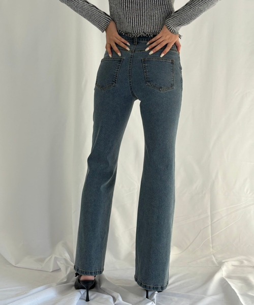 ENVYM(アンビー)の「ストレッチラインフレアデニム(デニムパンツ・レディース・ブルー・SMALL/MEDIUM)」の7枚目の写真