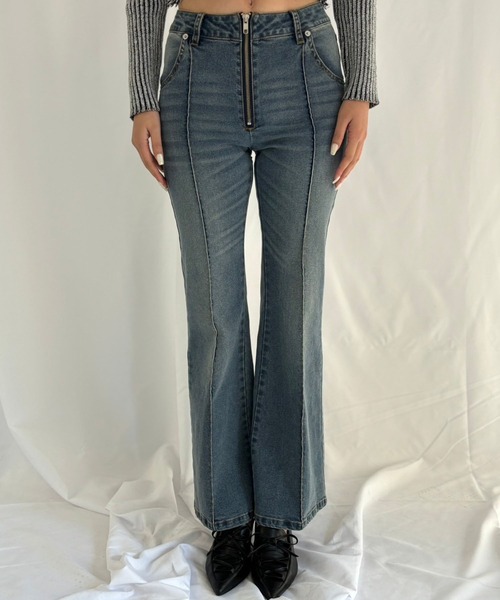 ENVYM(アンビー)の「ストレッチラインフレアデニム(デニムパンツ・レディース・ブルー・SMALL/MEDIUM)」の8枚目の写真