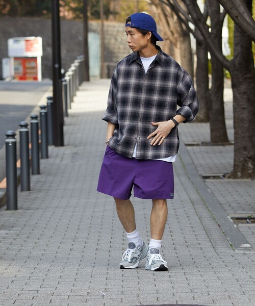 FREAK'S STORE（フリークスストア）の「限定展開 コットンナイロン パッカブル イージーショーツ（その他パンツ・メンズ・ブラック系その他/チャコールグレー/レッド/レオパード/ブラック/ブラック系その他2/オリーブ/ベージュ/ミント/ネイビー/パープル/マスタード/その他1/カモフラージュ・SMALL/MEDIUM/LARGE）」の15枚目の写真