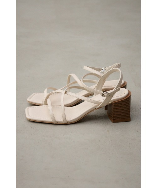 AZUL by moussy（アズールバイマウジー）の「ナロークロスストラップサンダル（サンダル・レディース・ブラック/アイボリー/シルバー・LL/LARGE/MEDIUM/SMALL）」の8枚目の写真