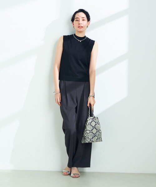 NOLLEY’S Sophi(ノーリーズソフィ)の「《セットアップ対応》ウォッシャブルツイルイージーワイドパンツ(その他パンツ・レディース・チャコールグレー/ブラック/ホワイト・36/38/34)」の3枚目の写真