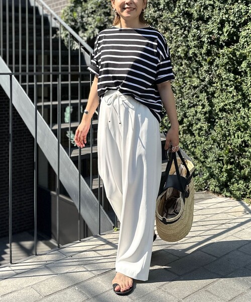 NOLLEY’S Sophi(ノーリーズソフィ)の「《セットアップ対応》ウォッシャブルツイルイージーワイドパンツ(その他パンツ・レディース・チャコールグレー/ブラック/ホワイト・36/38/34)」の2枚目の写真