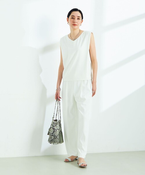 NOLLEY’S Sophi(ノーリーズソフィ)の「《セットアップ対応》ウォッシャブルツイルイージーワイドパンツ(その他パンツ・レディース・チャコールグレー/ブラック/ホワイト・36/38/34)」の15枚目の写真