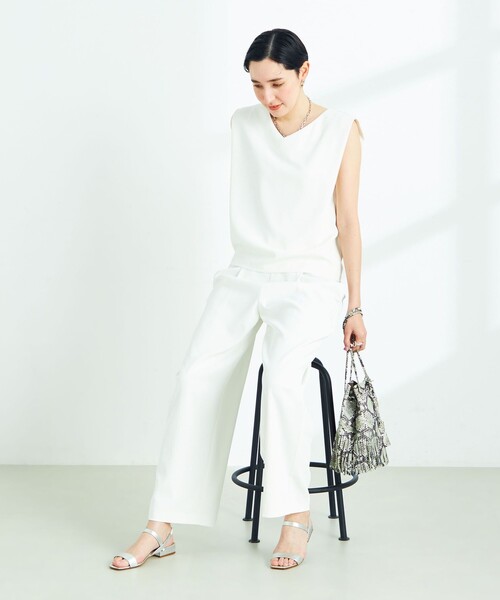 NOLLEY’S Sophi(ノーリーズソフィ)の「《セットアップ対応》ウォッシャブルツイルイージーワイドパンツ(その他パンツ・レディース・チャコールグレー/ブラック/ホワイト・36/38/34)」の4枚目の写真