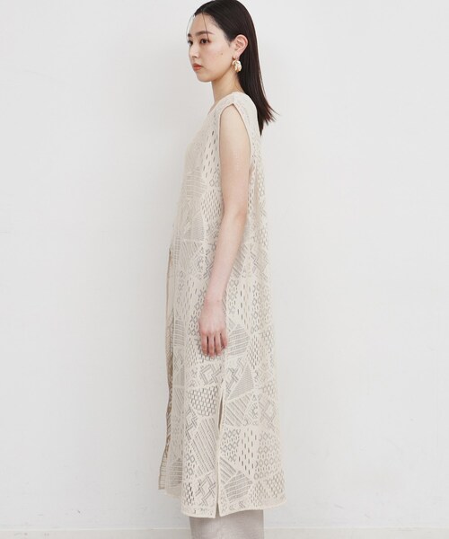 THE SHOP TK (ザ ショップ ティーケー )の「◆【前後2WAY】レースロングジレ/洗える(ベスト・レディース・アイボリー/ブラック・99)」の6枚目の写真