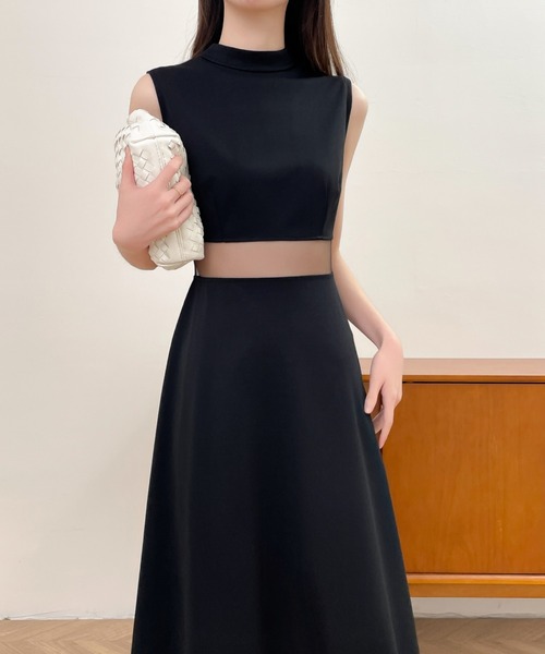 ECLIN(エクラン)の「異素材シアー切替フレアロングワンピース(ワンピース・レディース・ネイビー/ボルドー/ブラック・S/M)」の1枚目の写真