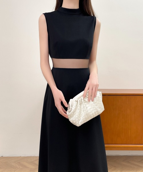 ECLIN(エクラン)の「異素材シアー切替フレアロングワンピース(ワンピース・レディース・ネイビー/ボルドー/ブラック・S/M)」の18枚目の写真