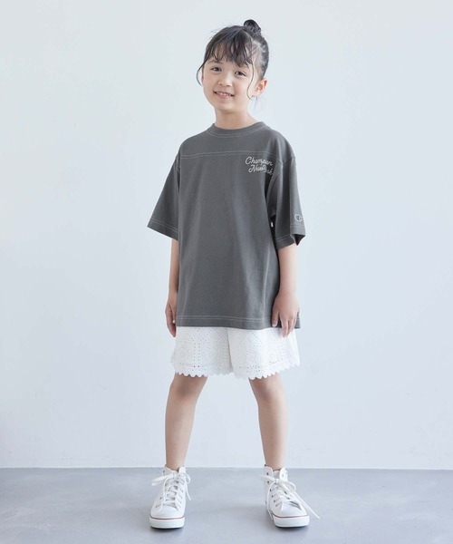 Champion（チャンピオン）の「【KIDS】【Champion/チャンピオン】SHORT SLEEVE BACK LOGO Tシャツ（Tシャツ/カットソー・キッズ・チャコールグレー/キナリ・120/130/140/150）」の4枚目の写真
