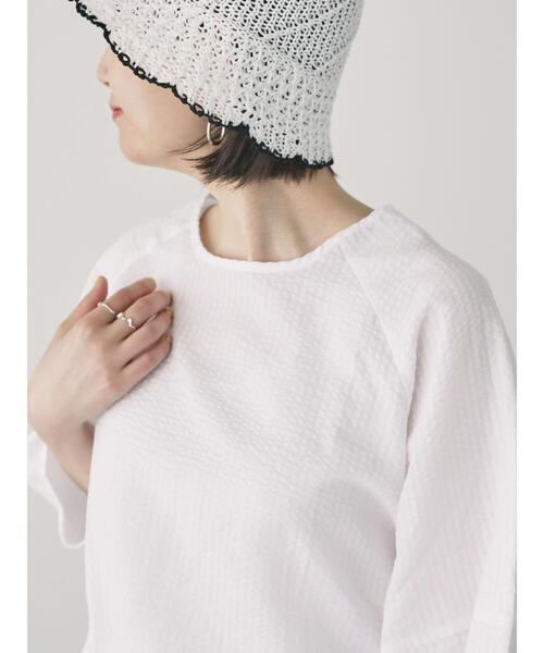 Lugnoncure（ルノンキュール）の「バックファスナーサッカーブラウス（シャツ/ブラウス・レディース・オフホワイト/ブラック/ネイビー・F）」の2枚目の写真