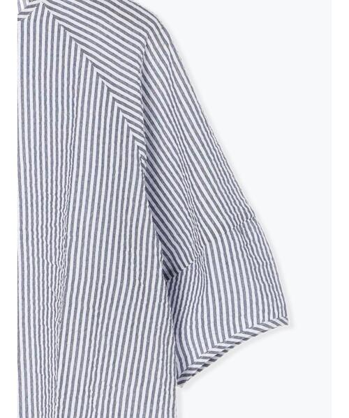 Lugnoncure（ルノンキュール）の「バックファスナーサッカーブラウス（シャツ/ブラウス・レディース・オフホワイト/ブラック/ネイビー・F）」の17枚目の写真