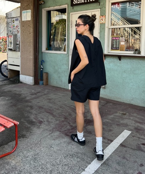 ROXY(ロキシー)の「【ZOZO限定アイテム】EVERYDAY SET UP/ロキシー水陸両用タンクトップラッシュガード&ボトムス2点セットアップ(水着)(ラッシュガード・レディース・ベージュ/グレー/ブラック・FREE)」の5枚目の写真