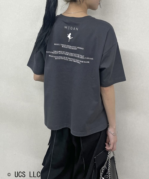 NICOLE CLUB(ニコル クラブ)の「M3GAN(ミーガン) フォトプリントTシャツ / オリジナル / 前後プリント(Tシャツ/カットソー・レディース・チャコールグレー/オフホワイト・FREE)」の19枚目の写真