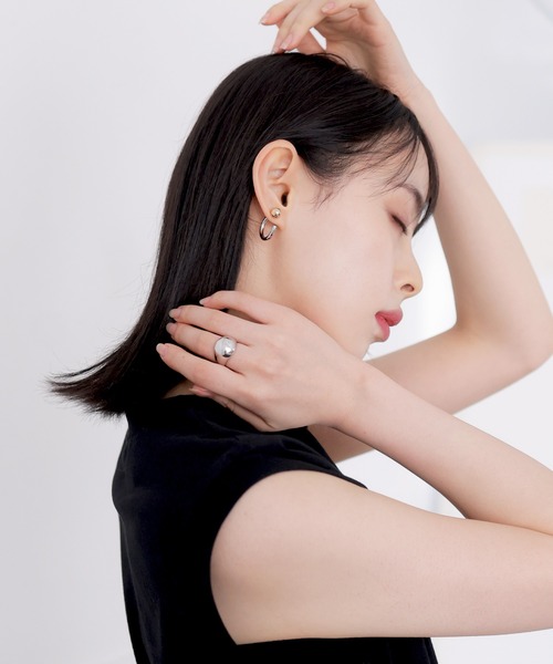 LIAN(リアン)の「バイカラーフープピアス(ピアス(両耳用)・レディース・シルバー/ゴールド・FREE)」の16枚目の写真