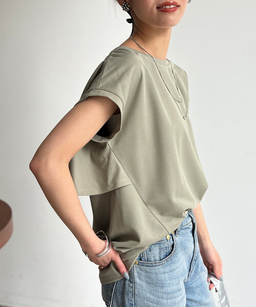 Chez toi(シェトワ)の「BACKフリルノースリプルオーバー(Tシャツ/カットソー・レディース・ネイビー/オフホワイト/カーキ/ブラック・FREE)」の4枚目の写真