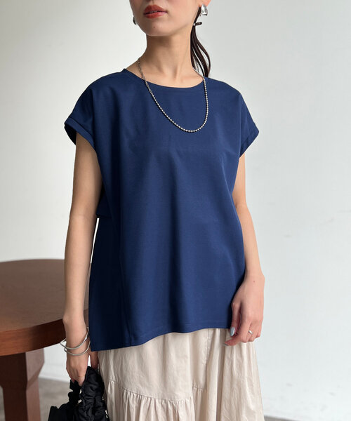 Chez toi(シェトワ)の「BACKフリルノースリプルオーバー(Tシャツ/カットソー・レディース・ネイビー/オフホワイト/カーキ/ブラック・FREE)」の6枚目の写真