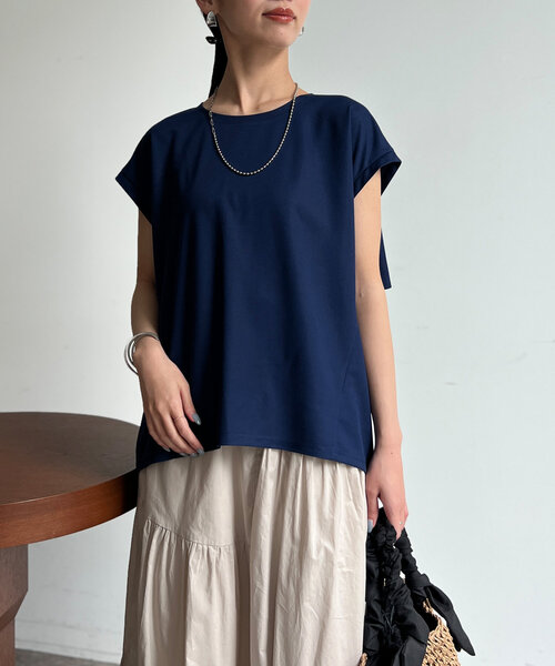 Chez toi(シェトワ)の「BACKフリルノースリプルオーバー(Tシャツ/カットソー・レディース・ネイビー/オフホワイト/カーキ/ブラック・FREE)」の9枚目の写真