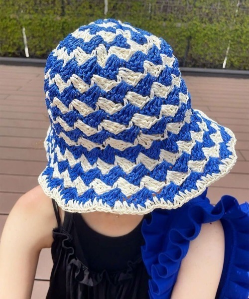 ISOOK（アイスー）の「ツートンペーパーハット(comochi select) / 幾何学模様 ジオメトリック 柄 チューリップハット バケハ（ハット・レディース・ブルー・FREE）」の6枚目の写真