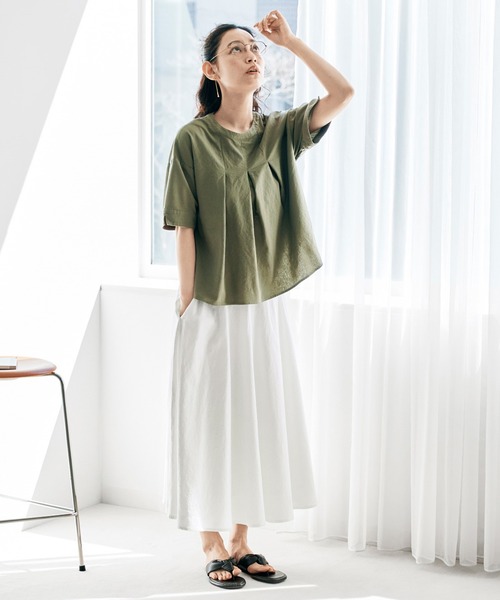 and myera（アンド マイラ）の「ａｎｄ　ｍｙｅｒａ　布はくのＴトップス（シャツ/ブラウス・レディース・ブラック/ホワイト/カーキ・MEDIUM/LARGE/X-LARGE/SMALL）」の4枚目の写真