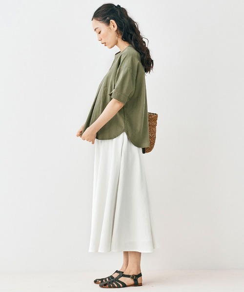 and myera（アンド マイラ）の「ａｎｄ　ｍｙｅｒａ　布はくのＴトップス（シャツ/ブラウス・レディース・ブラック/ホワイト/カーキ・MEDIUM/LARGE/X-LARGE/SMALL）」の9枚目の写真