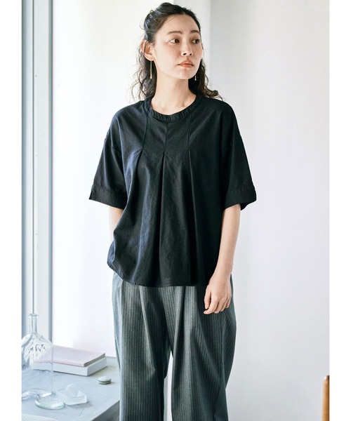 and myera（アンド マイラ）の「ａｎｄ　ｍｙｅｒａ　布はくのＴトップス（シャツ/ブラウス・レディース・ブラック/ホワイト/カーキ・MEDIUM/LARGE/X-LARGE/SMALL）」の20枚目の写真