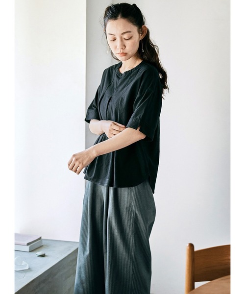 and myera（アンド マイラ）の「ａｎｄ　ｍｙｅｒａ　布はくのＴトップス（シャツ/ブラウス・レディース・ブラック/ホワイト/カーキ・MEDIUM/LARGE/X-LARGE/SMALL）」の22枚目の写真