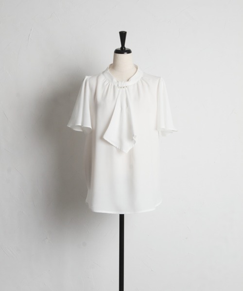 tocco closet（トッコ　クローゼット）の「【ZOZO限定】パールパーツボウタイブラウス（シャツ/ブラウス・レディース・ブラック/オフホワイト/グレー・M）」の18枚目の写真