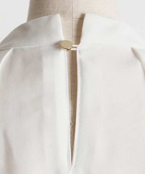tocco closet（トッコ　クローゼット）の「【ZOZO限定】パールパーツボウタイブラウス（シャツ/ブラウス・レディース・ブラック/オフホワイト/グレー・M）」の14枚目の写真